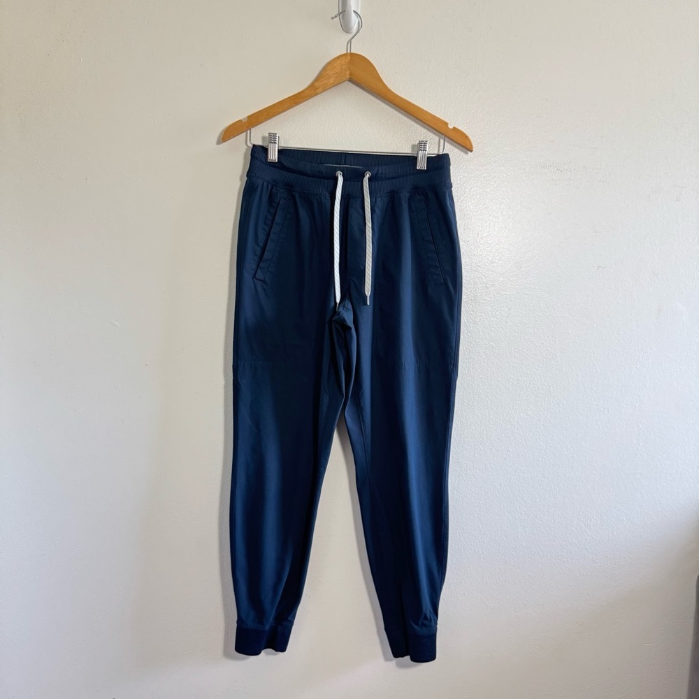 Vuori Navy Blue Meta Jogger Pants size Small - Picture 2 of 10